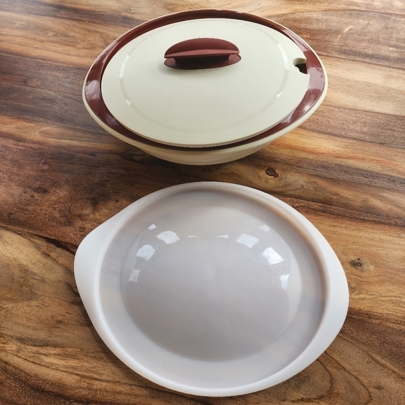 3 piece Tupperware Microwave Insulated Heat Serve/Store Bowl 4948B-1, 5006A-1 - Picture 3 of 3